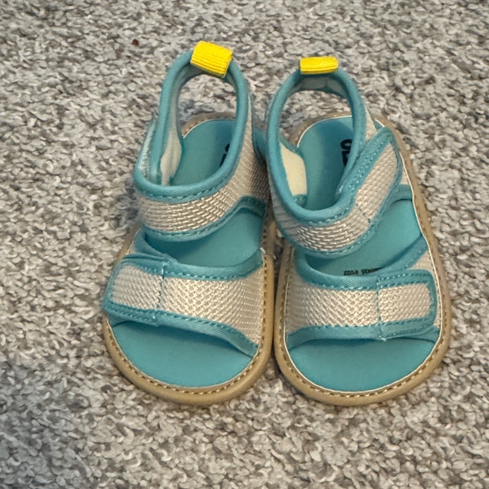 Old Navy Baby 6-12 Months Teal Cream Adjustable Strap Sandals